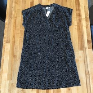 Gap Dotted Black and White Dress *with Pockets!*